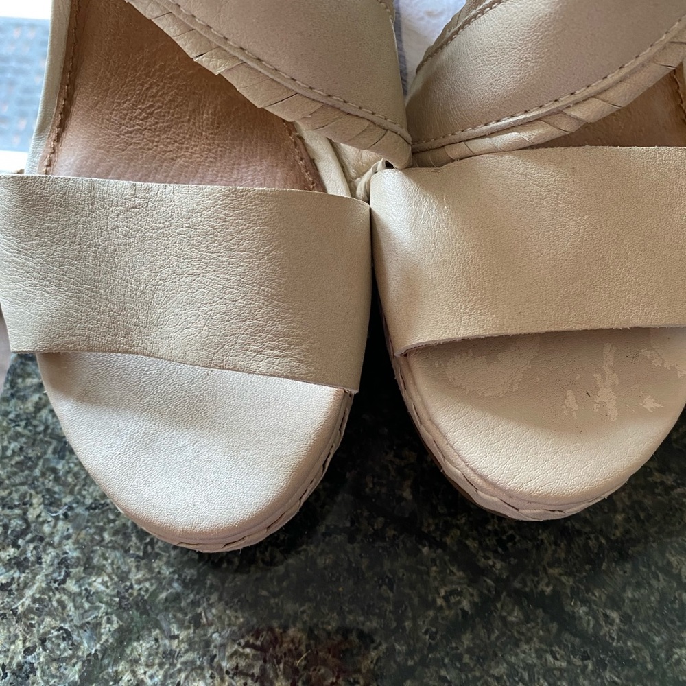 Frye Brielle Back-Zip Sandals - Picture 11 of 11